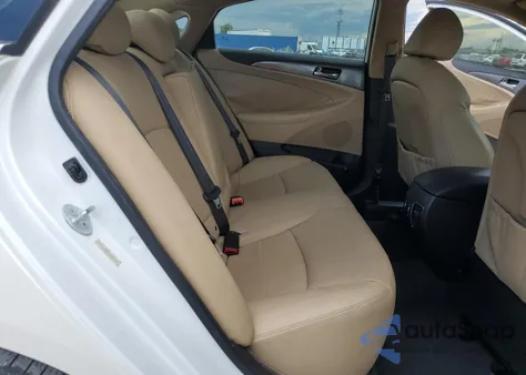 2012 Hyundai Sonata Hybrid из США, поврежденный, VIN KMHEC4A42CA028818